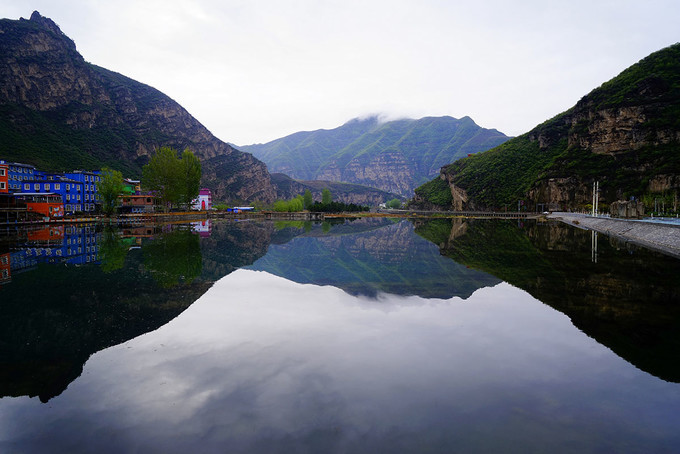 野三坡苟各庄:拒马河畔的七彩艺术小镇