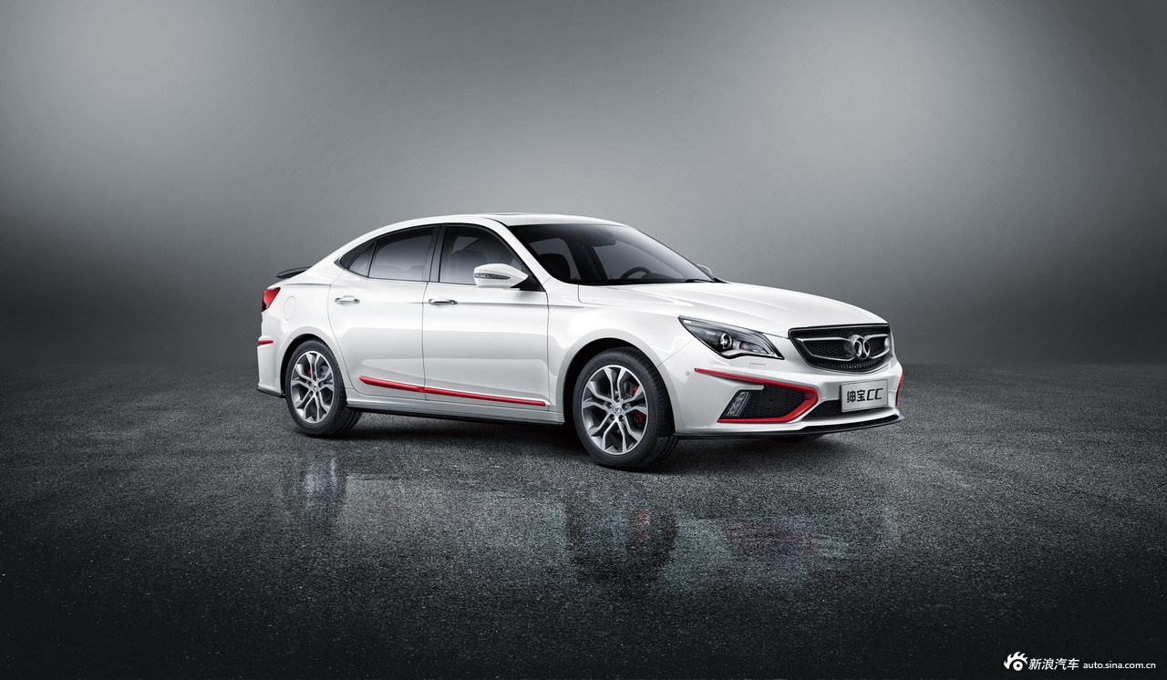 绅宝cc,外观时尚大气,内饰丰富,这么好的车,是时候考虑了