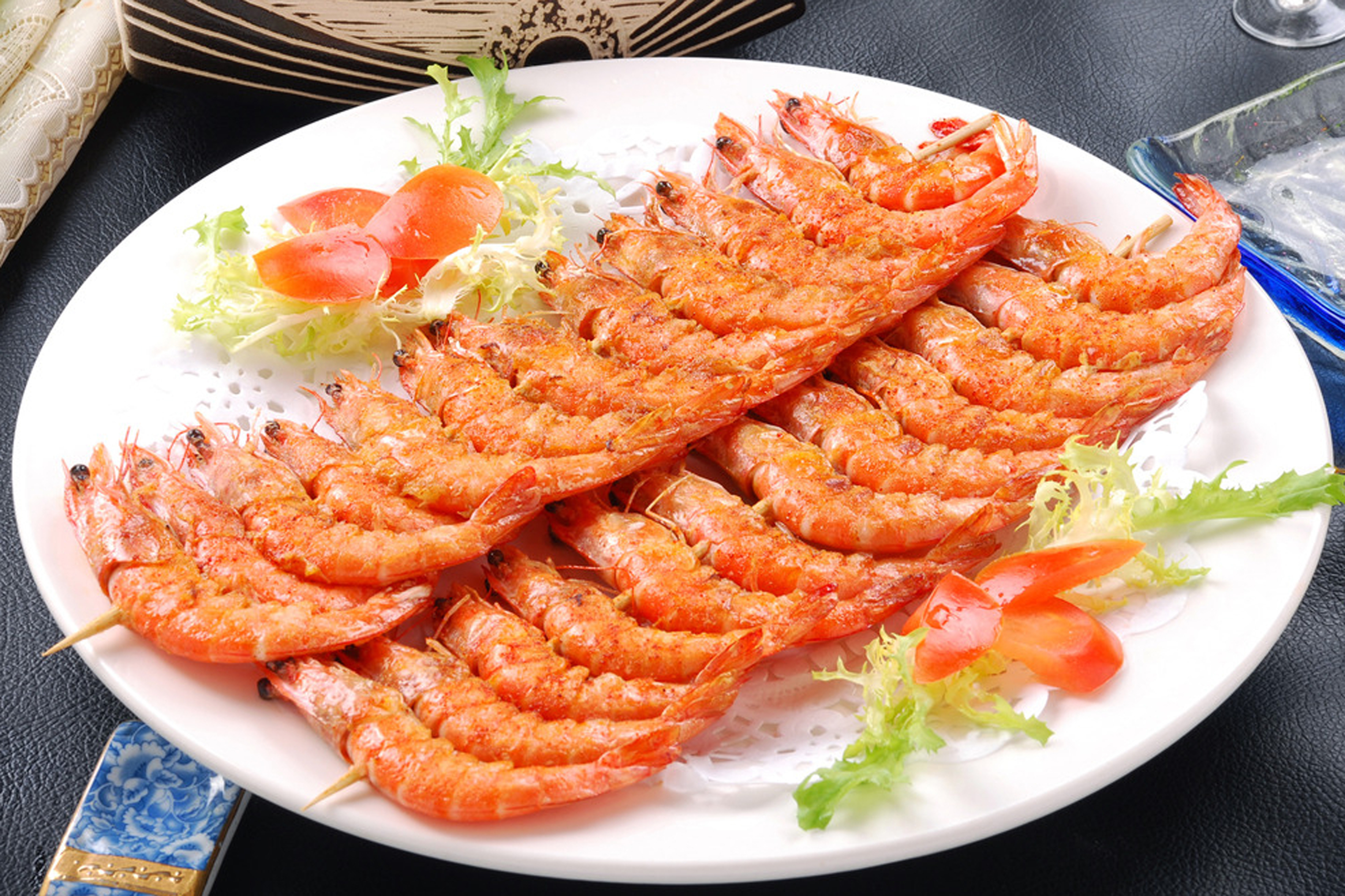 每日推荐六道菜:学会这六道菜,再也没有剩菜剩饭 啤酒煎虾