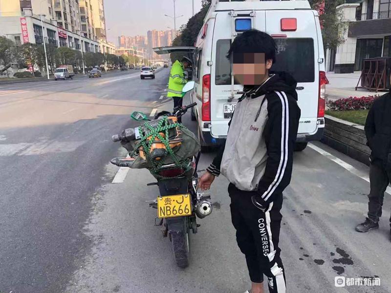 网购炫酷车牌"6"得不行!都匀一男子涉嫌多项违法被查处