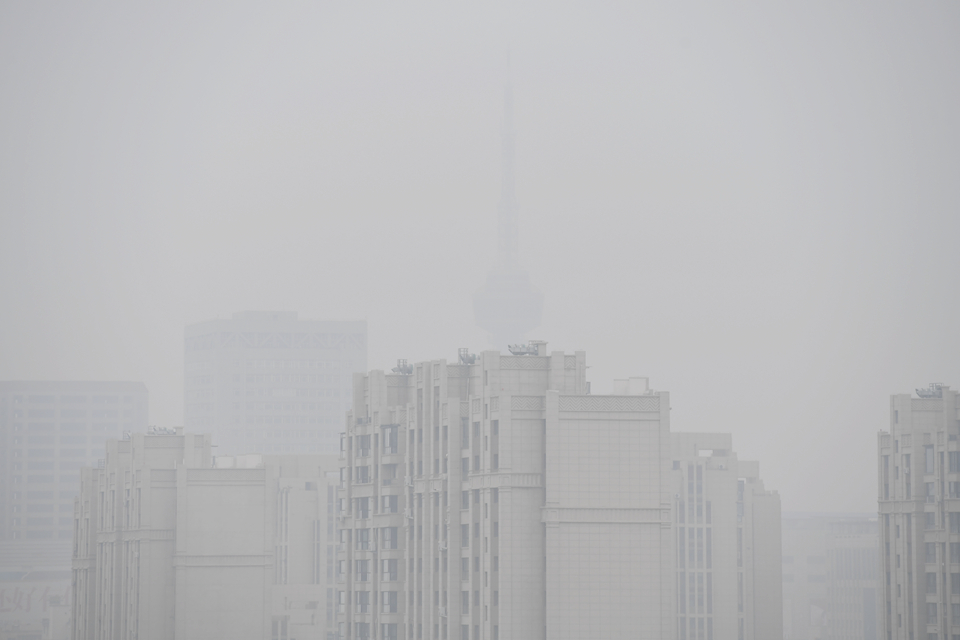 长春城区白茫茫一片 如临仙境 这是雾?还是雾霾?