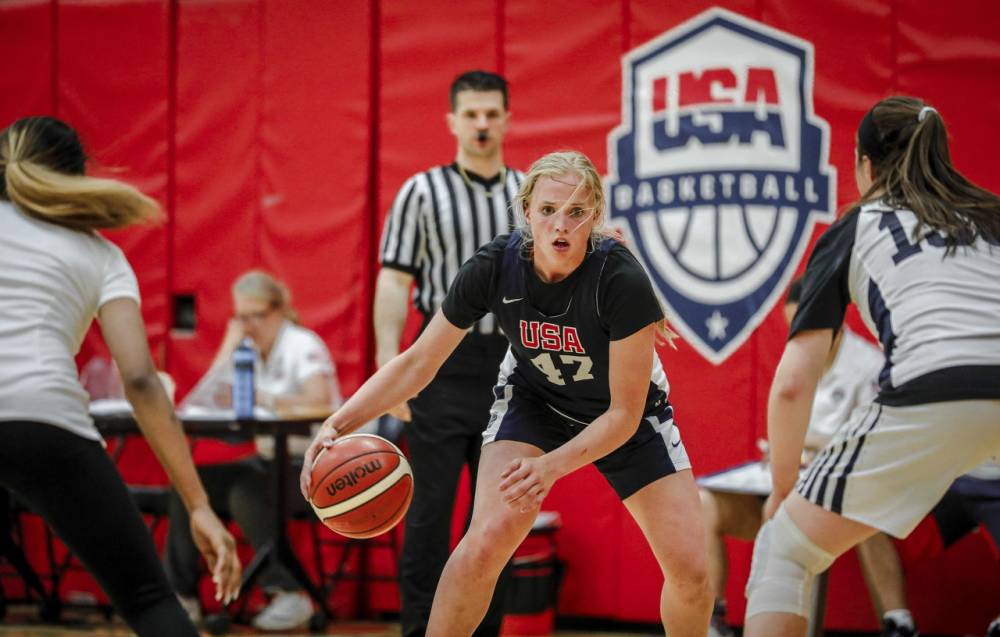 颜值与实力兼具的天才篮球少女hailey van lith