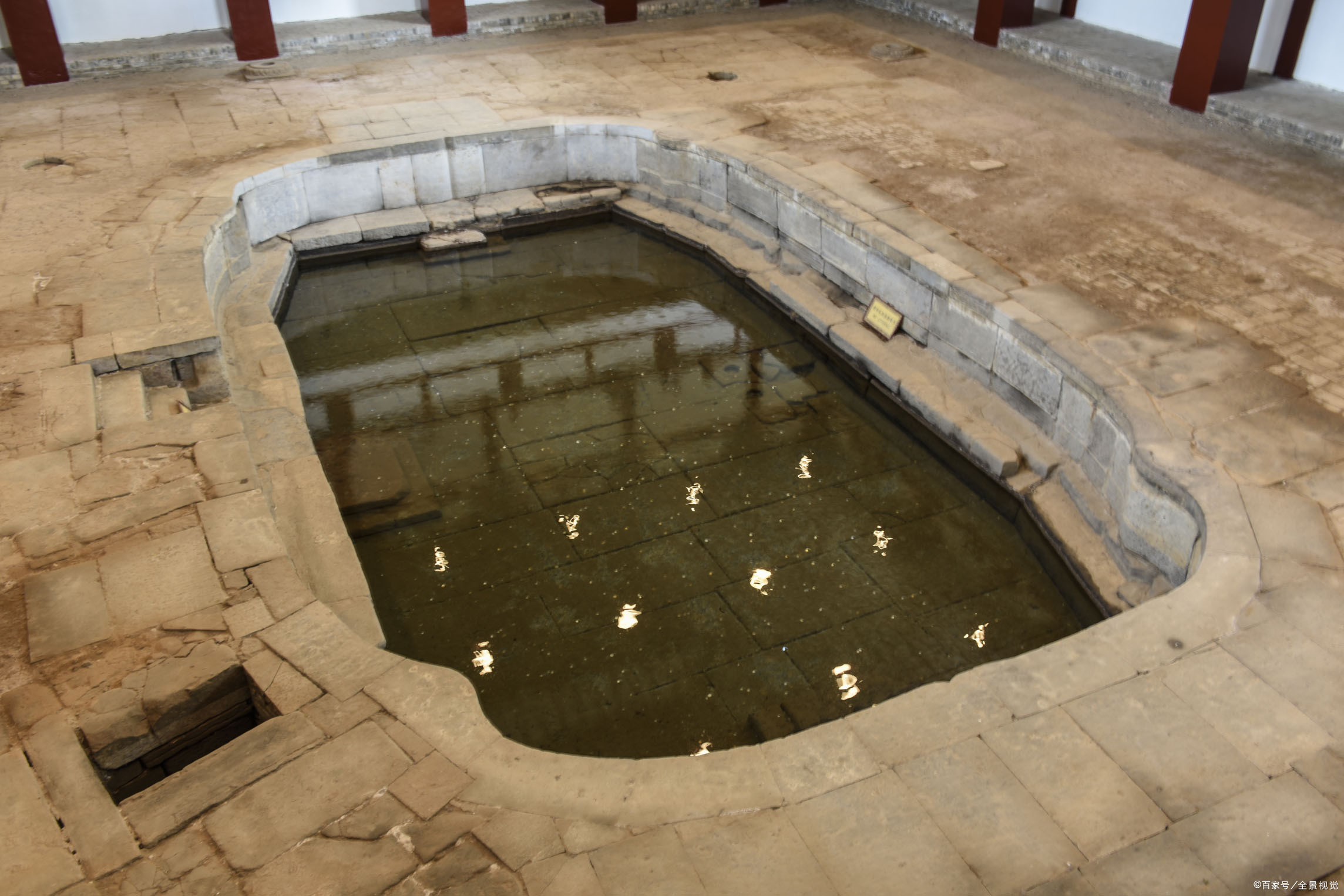 骊山温泉,带我们领略六千年的沧海桑田