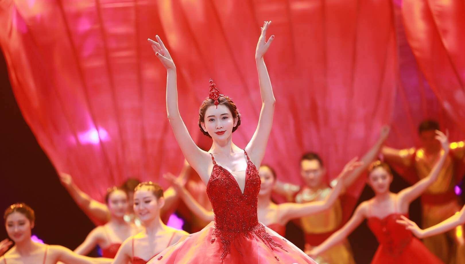 大龄女星必不可少的后悔药,林志玲陈乔恩早早准备,只有她最淡定