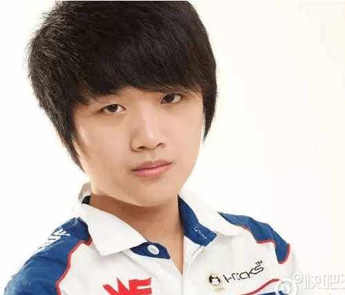 lol: 微笑强势押宝rng, 如若被edg零封愿意做一件糗事!