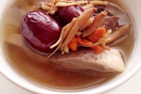 教你在家做猪心枸杞汤!汤汁鲜香还不腥,喝一碗等于吃三只老母鸡