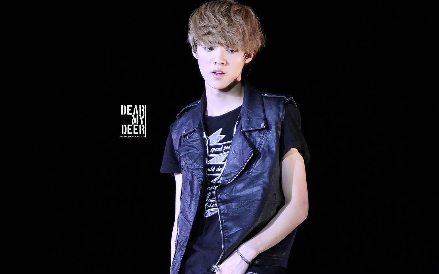 鹿晗·发型大集:各种风格,你能找到锡纸烫吗?