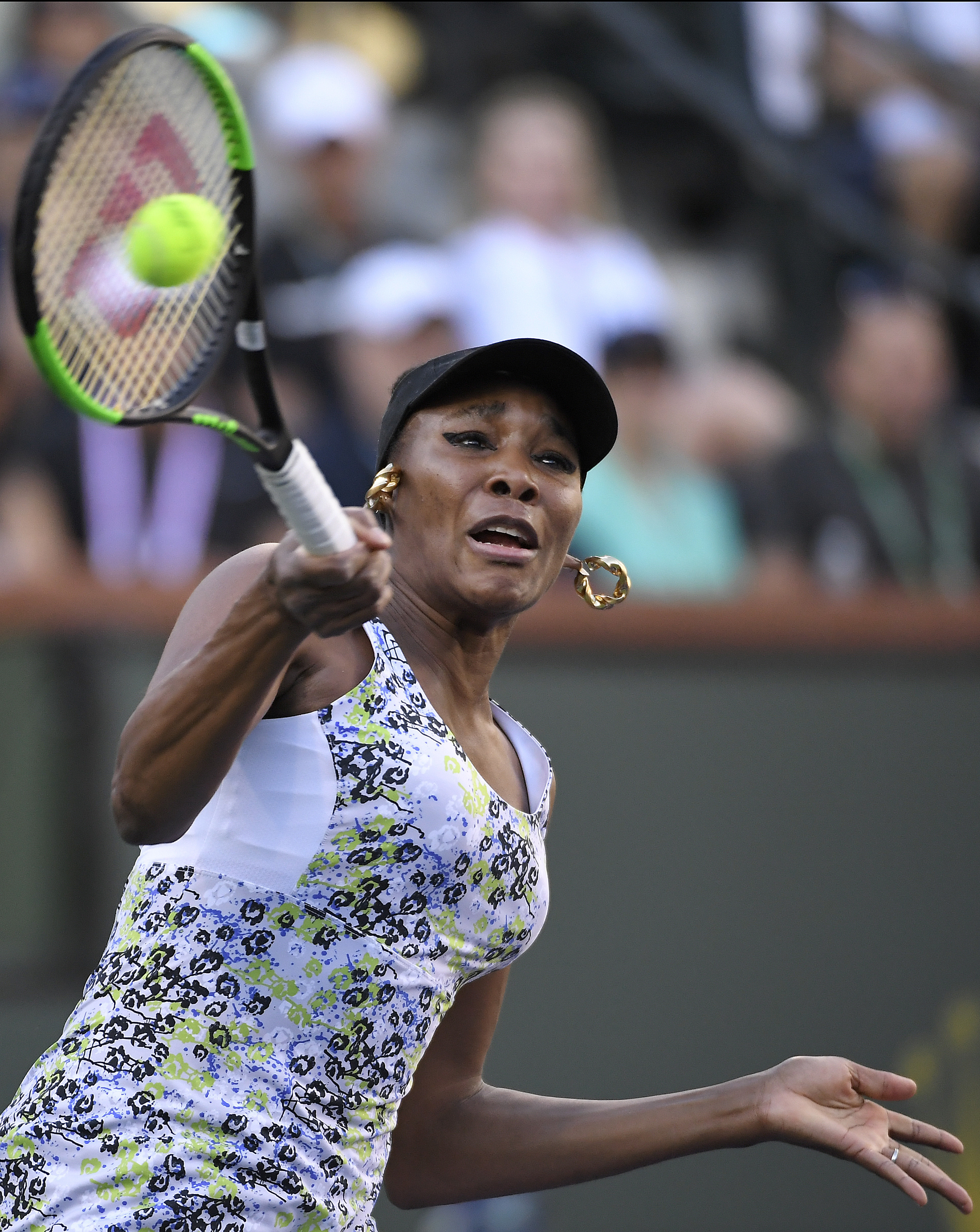 网球——巴黎银行公开赛:大威晋级半决赛(1)