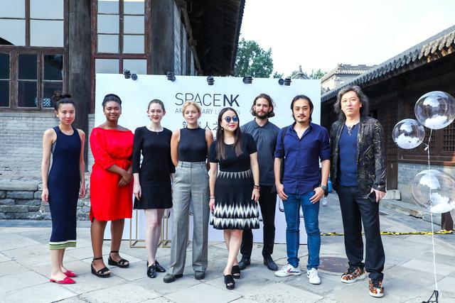 space nk携手2018新锐摄影奖 共襄策展人之夜