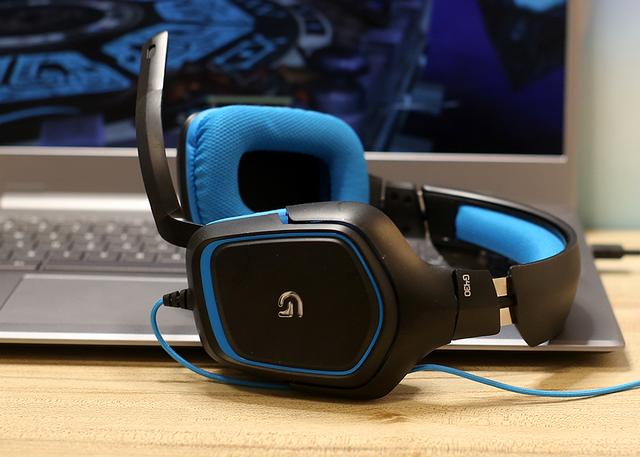 设计独特个性十足,罗技 g430 游戏头戴耳机