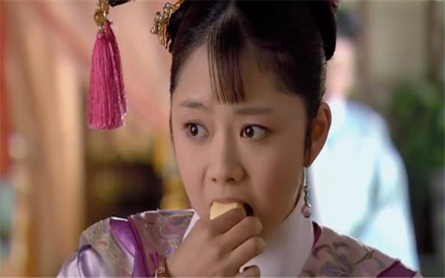 甄嬛传:嫔妃职场篇,淳贵人喜欢饭后吃甜点,名副其实的腹黑女王