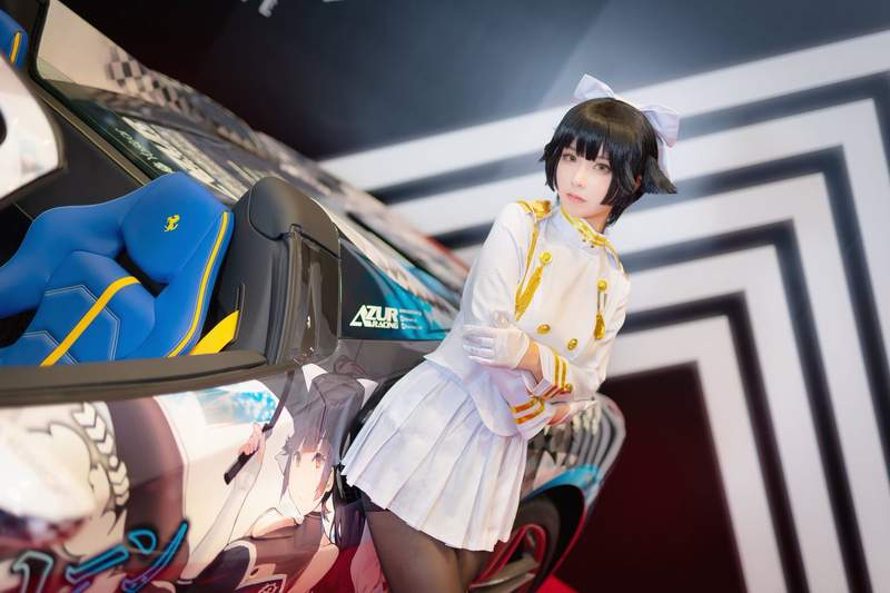 碧蓝航线爱宕cos,终于发现一位可以温暖我这孤独肥宅心的小姐姐