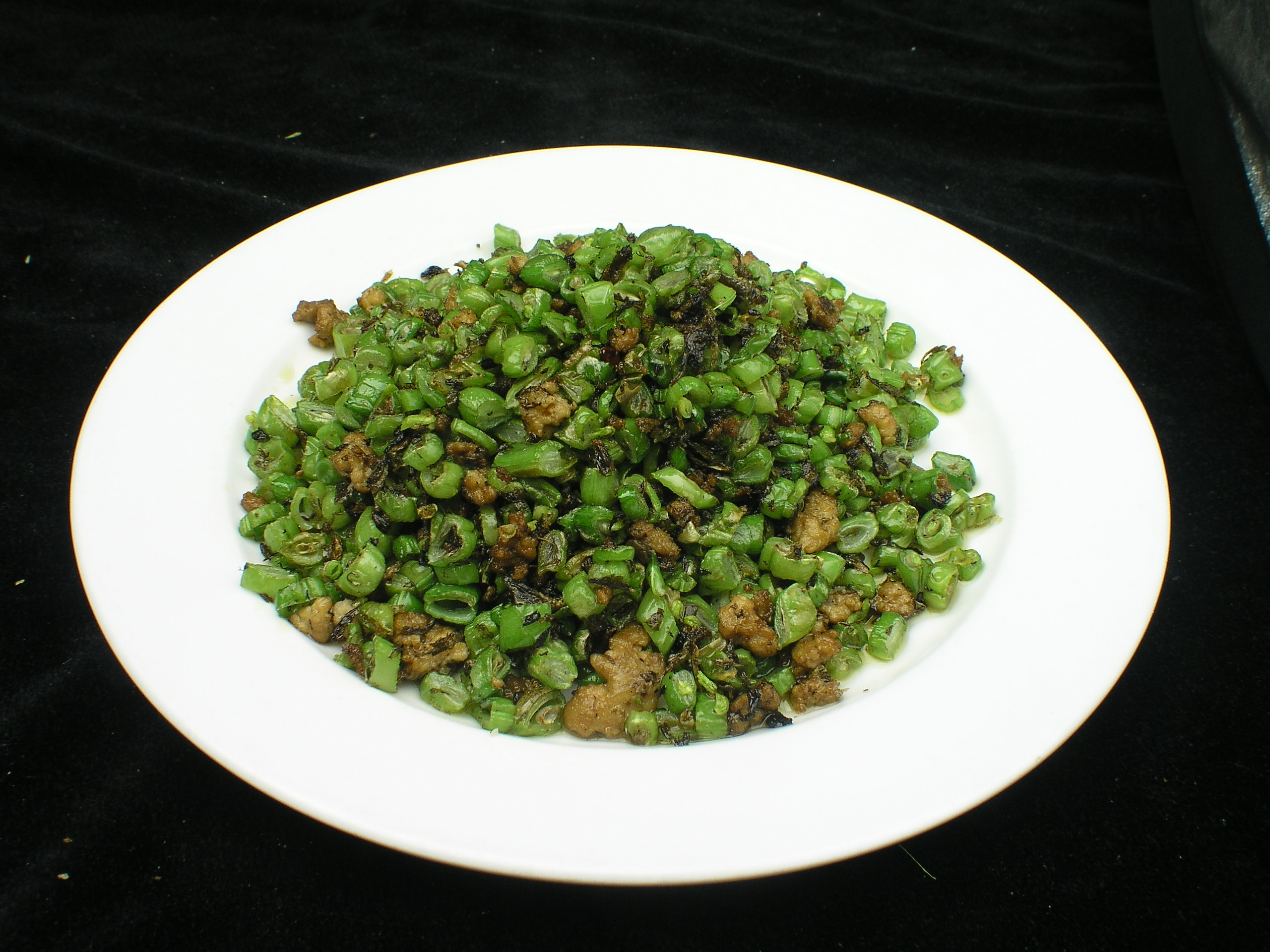 大鱼大肉吃多了,不如来点家常菜换换口味 榄菜肉沫四季豆