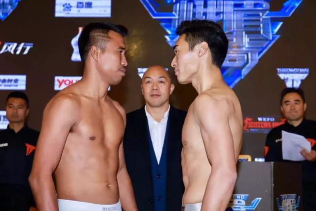 被铁英华ko就能轻松战胜?星当标志性扫踢tko"少林"蒲东东