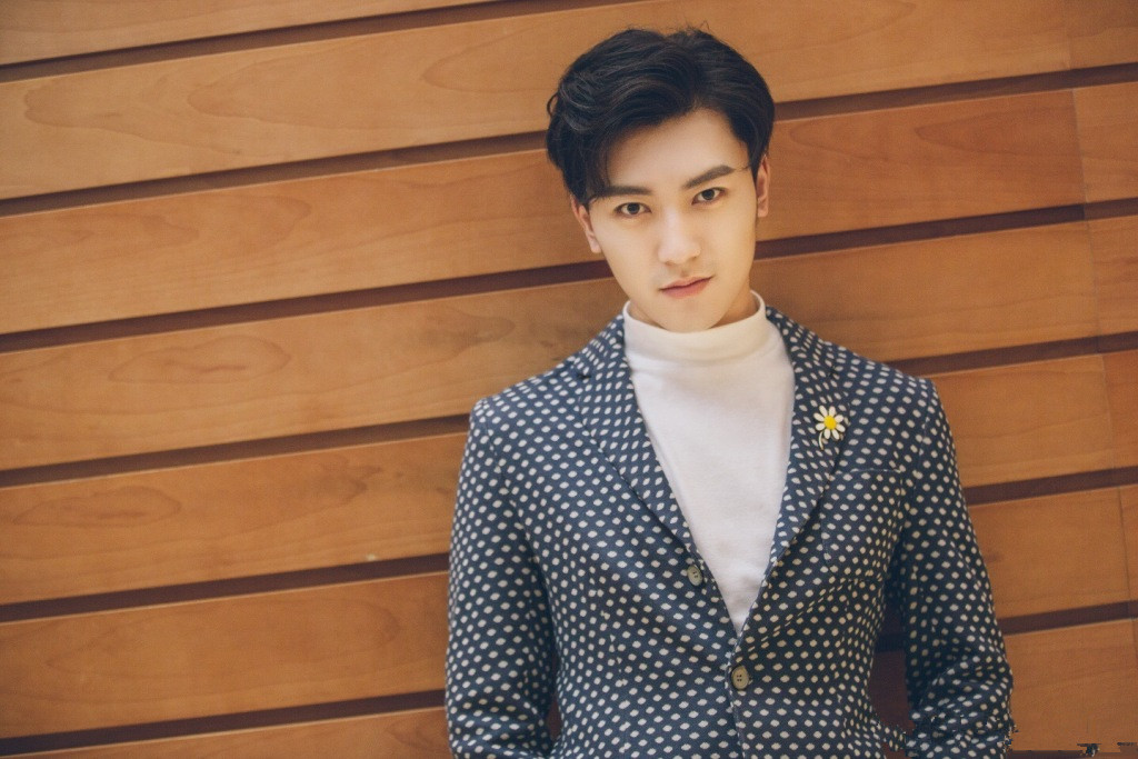 网友:别骗我看新闻联播