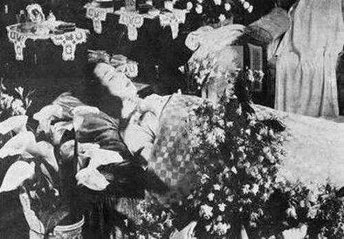 阮玲玉遗书到底写了什么?两封遗书道出真正死因,令人唏嘘不已