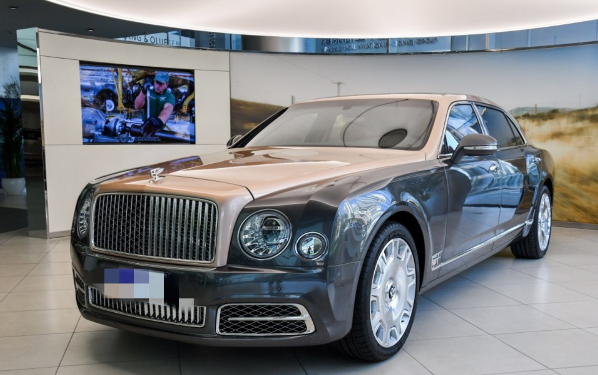 车展之王的慕尚2017款长轴距版,真皮座椅,舒服.