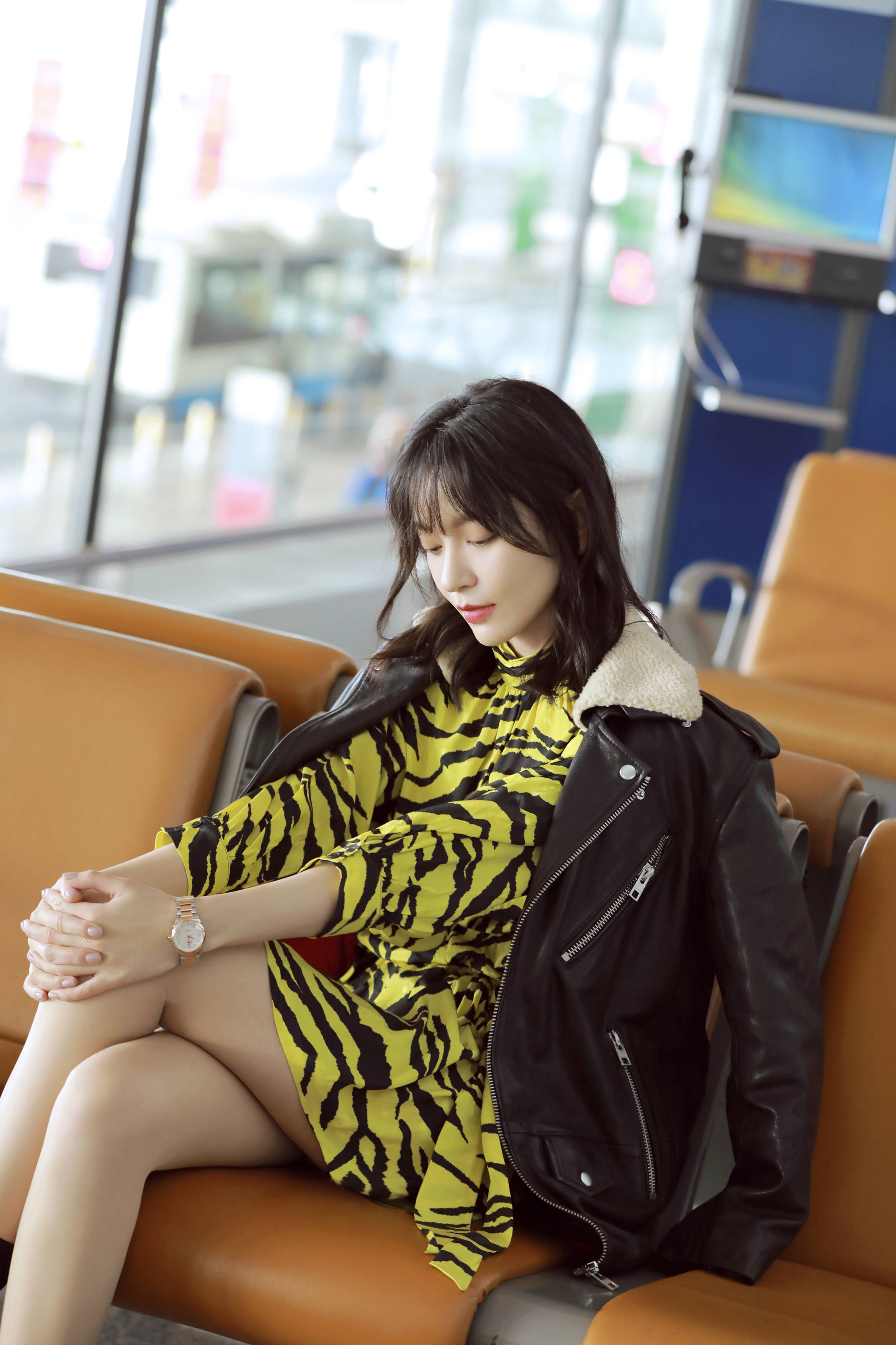 演员施诗即将要参加2019纽约秋冬时装周啦.