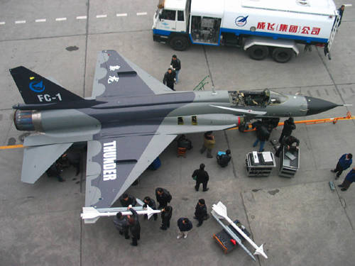 突发!巴铁一架战斗机坠毁,飞行员丧生,坠毁战机我们很熟悉