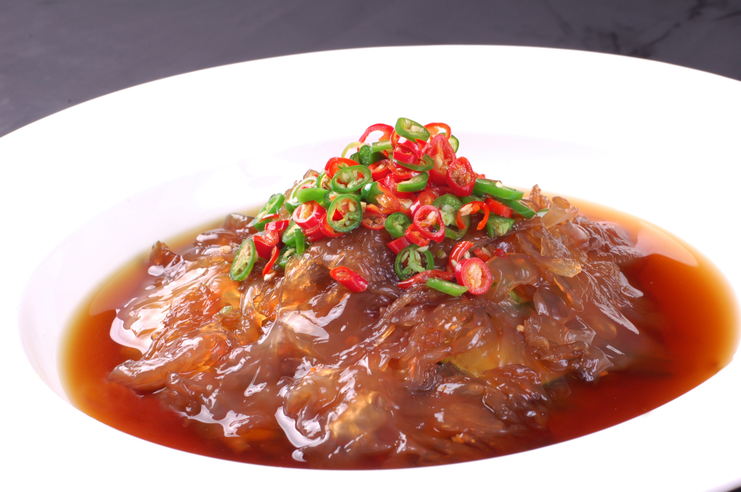 美食陪你过寒冬:品尝传统美食,醋椒浸蛰头