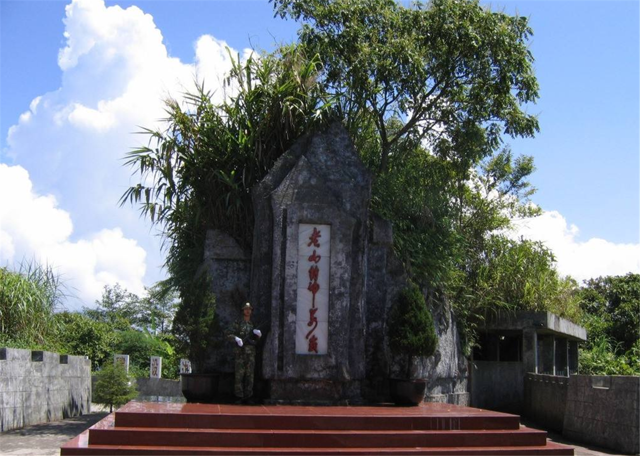 饶河小南山遗址图片