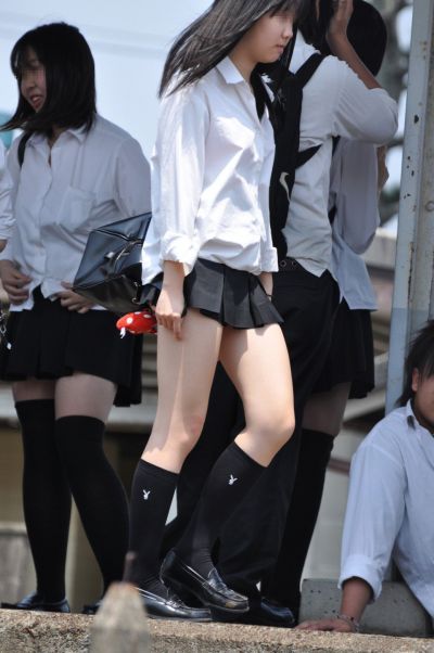 日本jk街拍 满街都是纤长美腿的可爱小姐姐