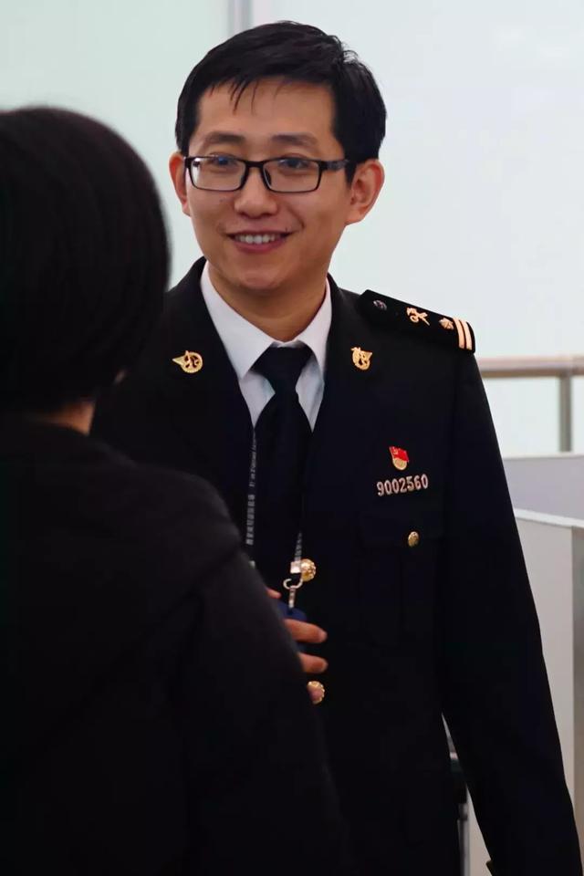 我的西安·我的年 | 机场海关马建伟:国门前的西安年