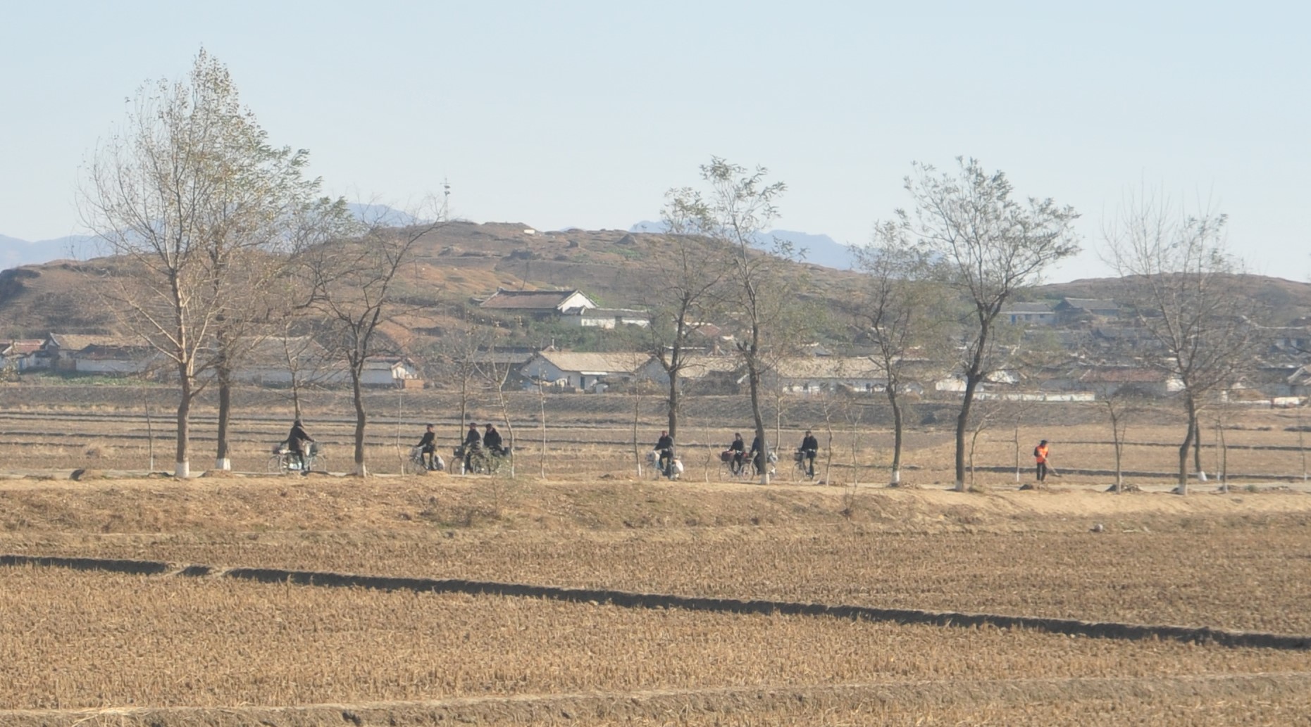 朝鲜视觉:走进朝鲜农村,拍摄当地农民日常生活!