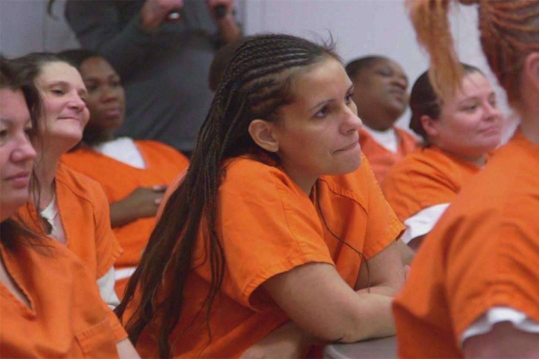 女子监狱发型要求图片