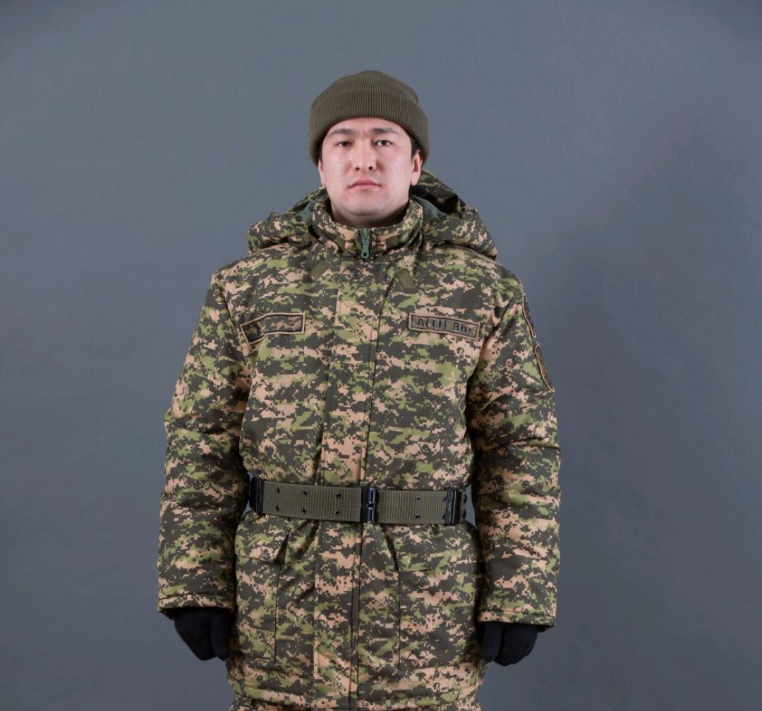 2011年,高清图片展示,哈萨克斯坦开发的10套新军服