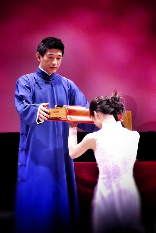 相声有新人唯一过关女演员,背景如此深厚,怪不得张国立给面子