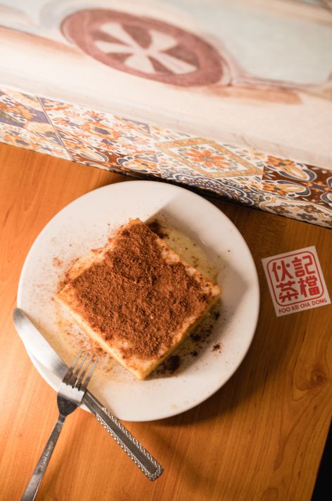 炼奶上加阿华田粉,是进阶版的西多士.不同的风味,同样的美味!