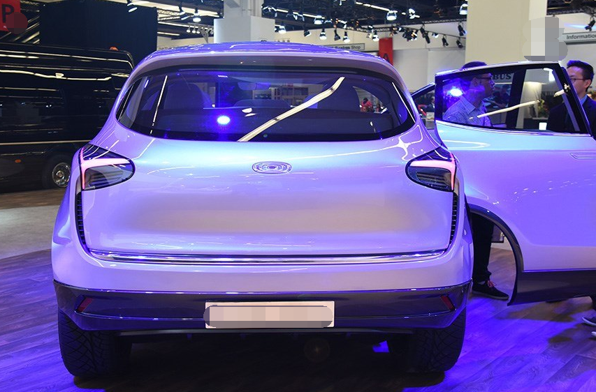 这款特别的昶洧suv2017款基本型,流畅的车身,透漏着霸气和时尚