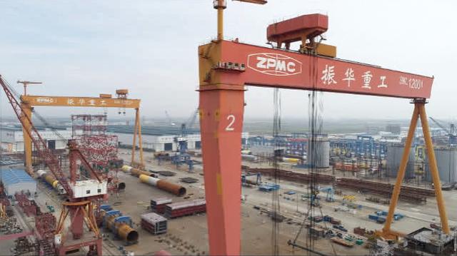 勇立潮头开新局|振华重工南通基地:打造民族工业的"旗帜" "旗舰"