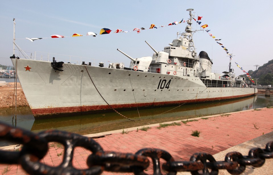 各国如何对待退役军舰?美直接送人,俄转手卖出,中国机智