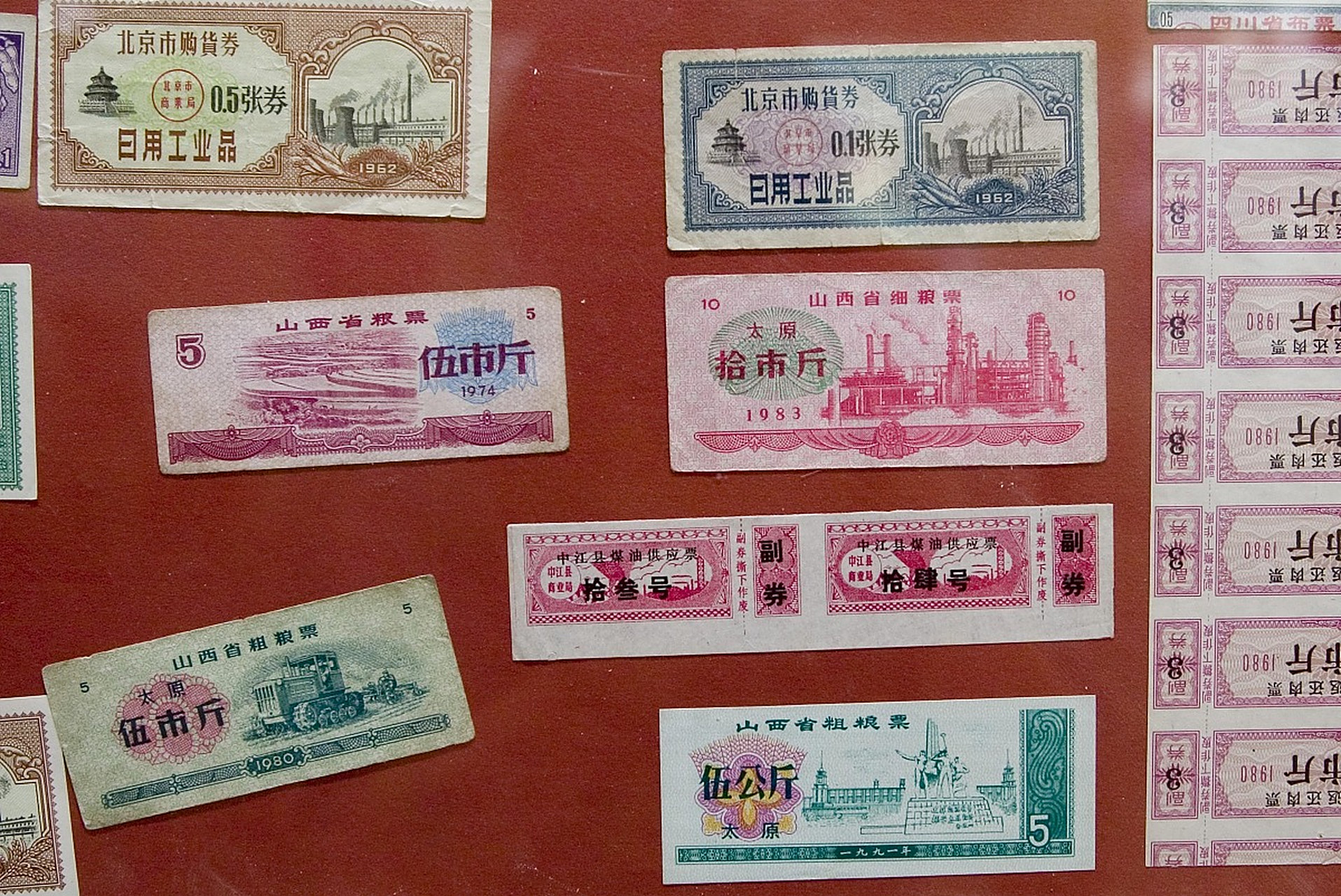 计划经济# #社会主义市场经济#  最近总是有些自媒体人,在网上大赞"