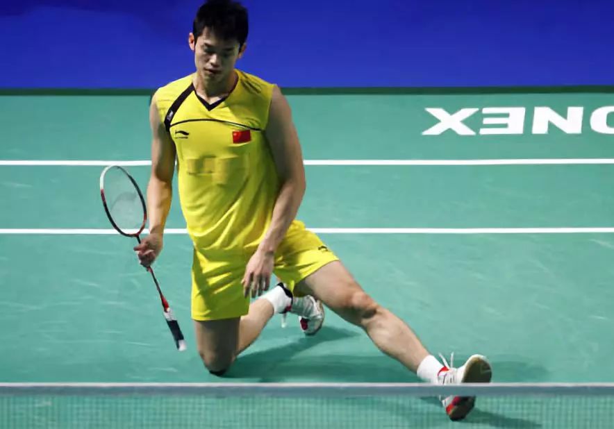 林丹只缠半截手胶,竟是为了改变握拍习惯!