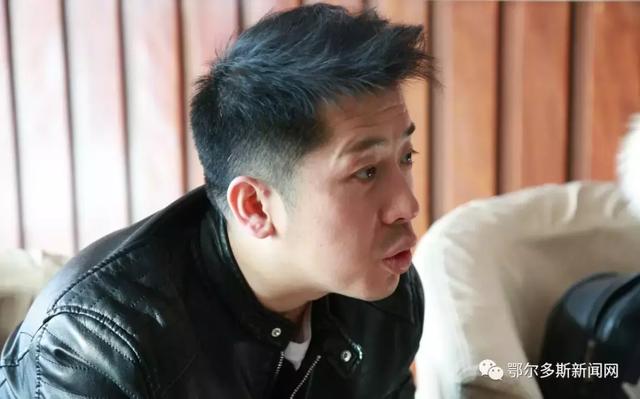 12月16日,一个阳光明媚而温暖的日子,记者有幸采访到了陈宏宇.