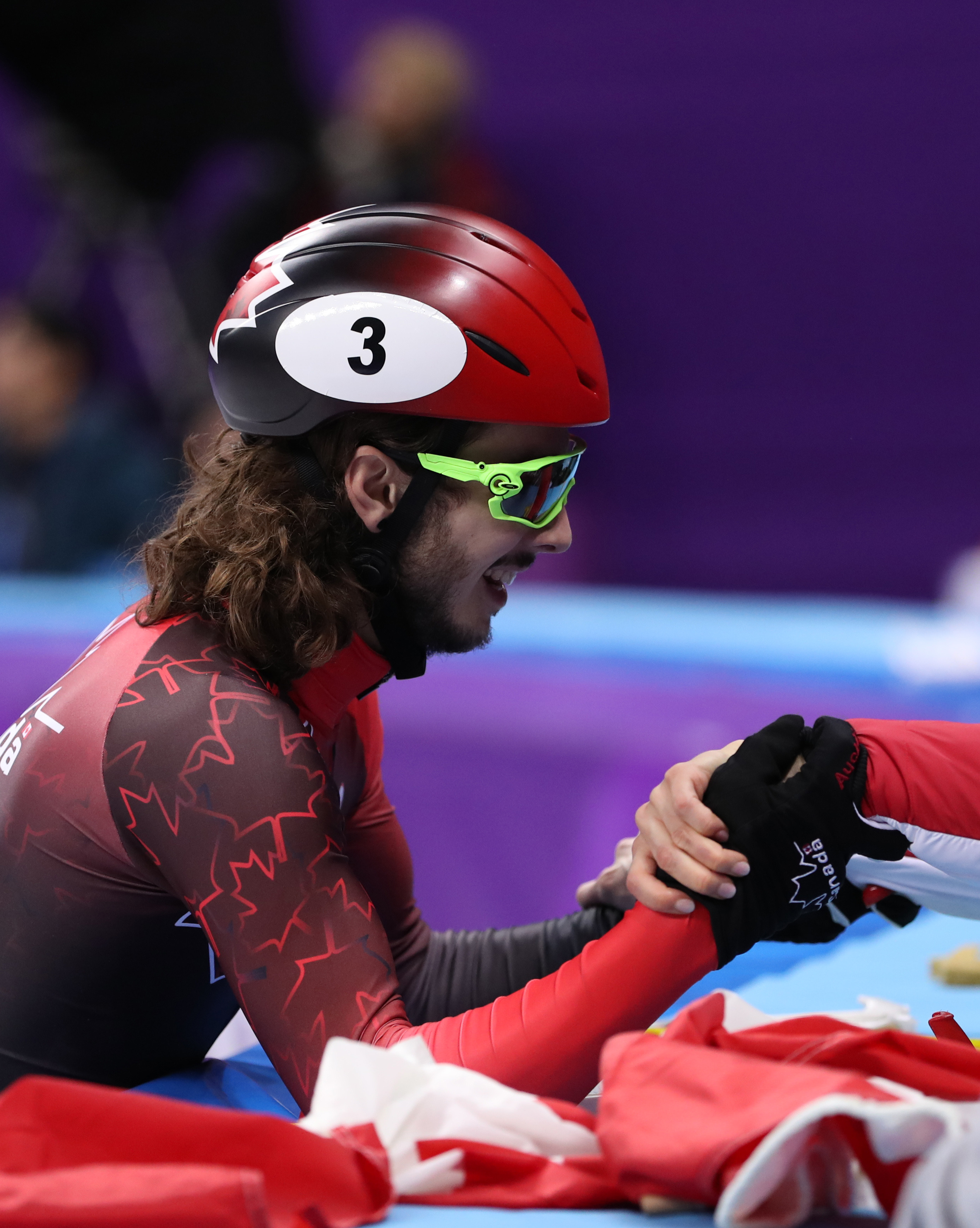 (冬奥会)(12)短道速滑——男子1000米:加拿大选手吉拉德夺冠