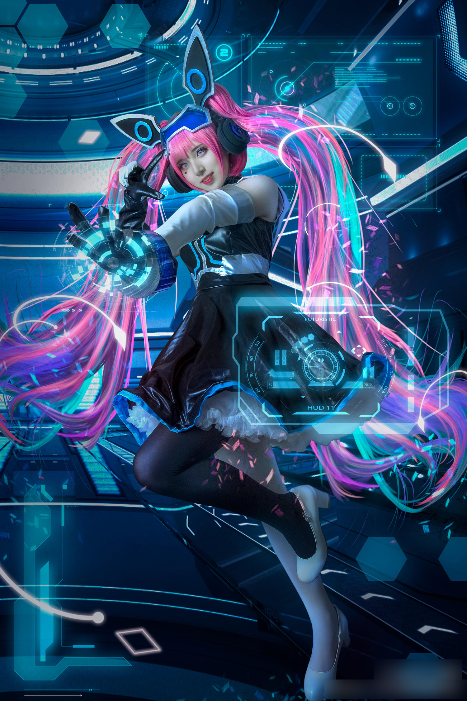 coser扮演的两个角色安其拉和索卡拉!这个小姐姐的cos都很炫酷哦