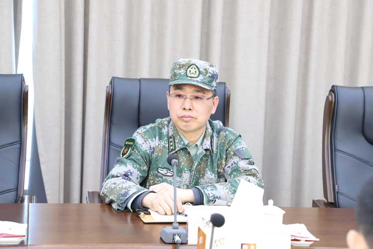 洪胜兵率队到滨城区人武部督查清明期间森林灭火工作