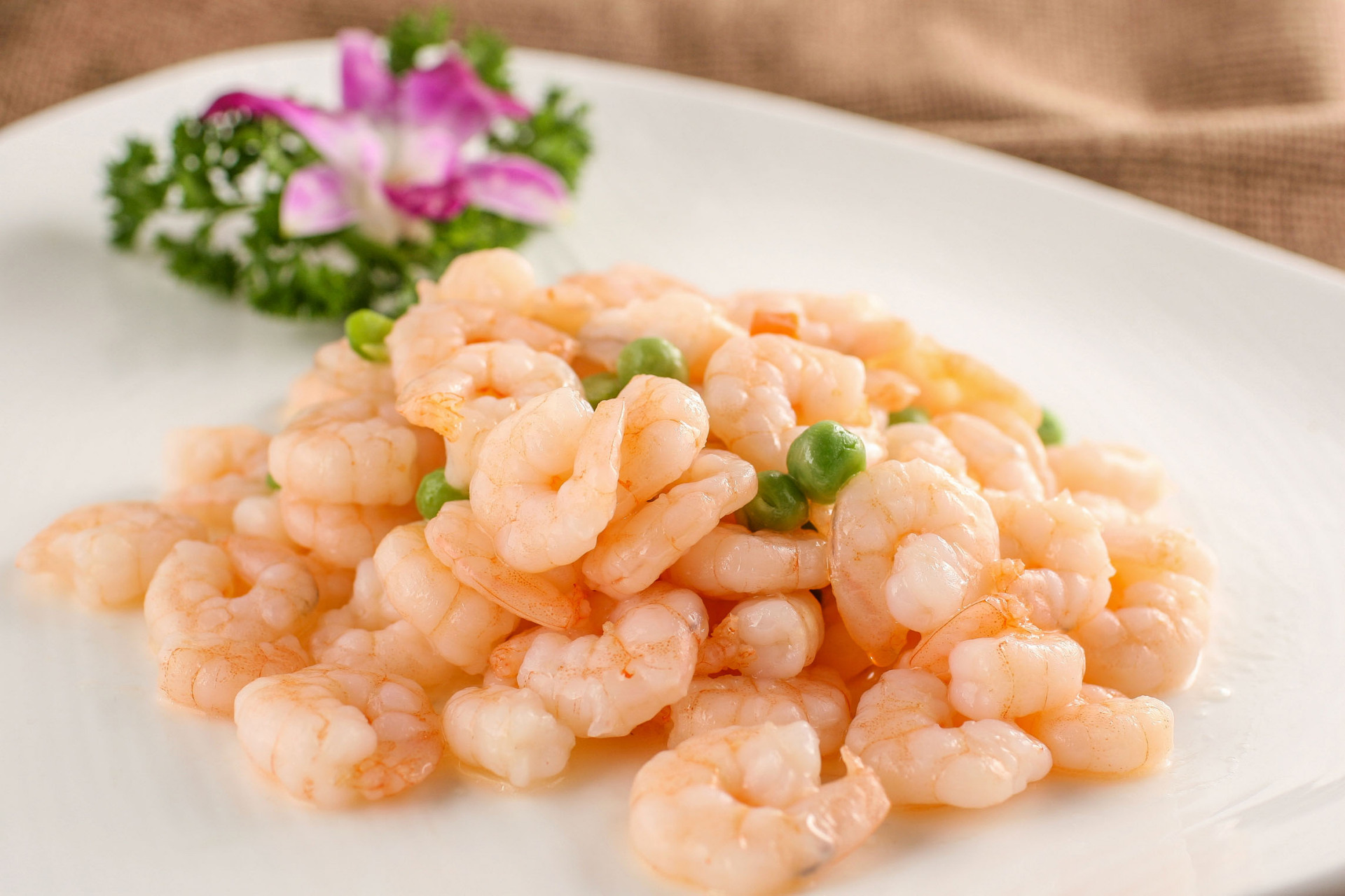 孩子很喜欢的清炒虾仁,营养又美味,鲜嫩好吃