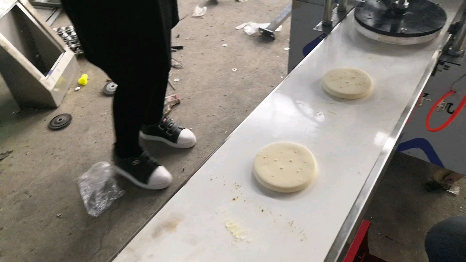 全自动馅饼机 食堂包子机 馅饼机视频