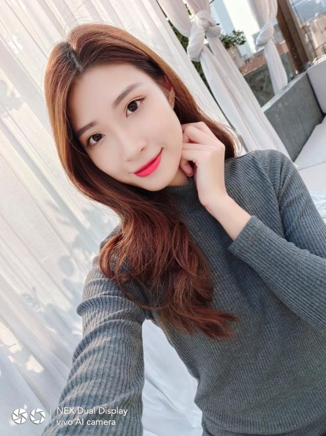 摄影技巧丨全网最强自拍pose教学,各种姿势各种拍