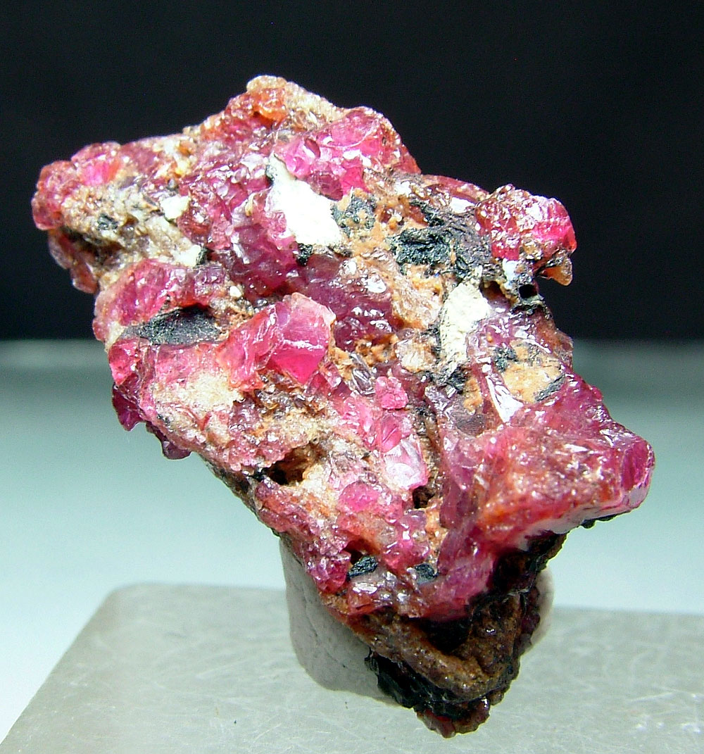 世界上最稀有的4种石头,每一种都价值不菲!