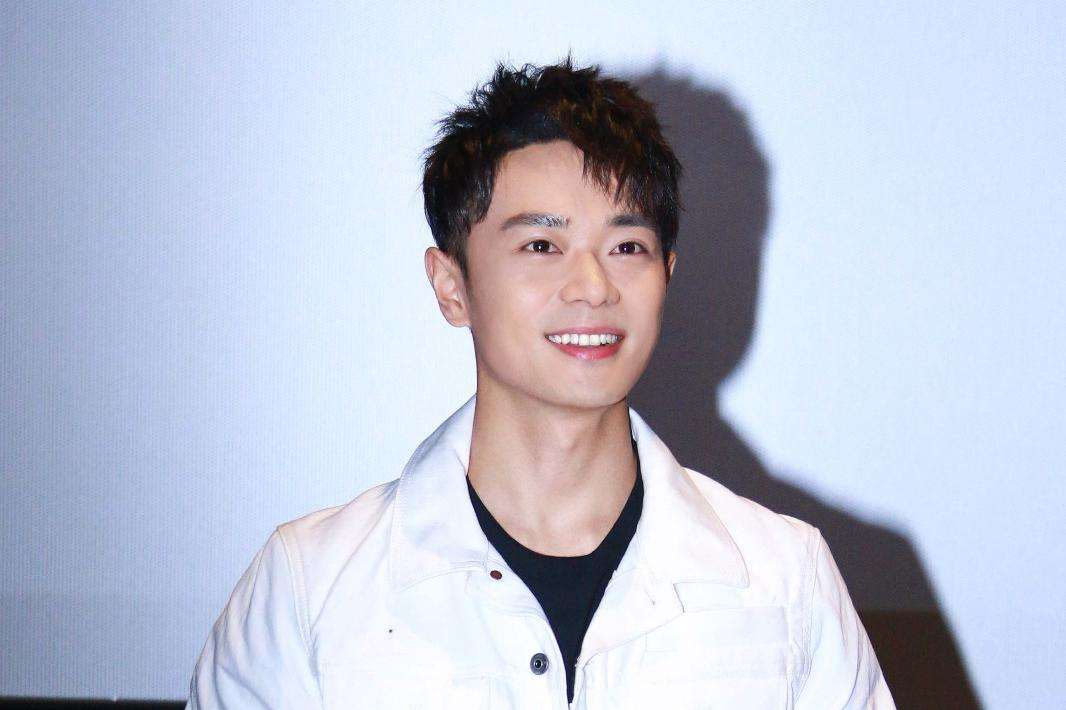 同是88年出生的男明星:林更新正当红,而他却一直默默无闻!