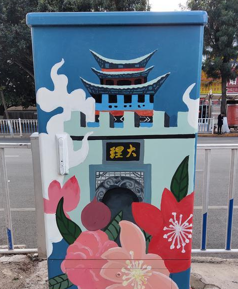 在大理下关街头 大理风味"涂鸦"正在展示中 走过路过请不要错过