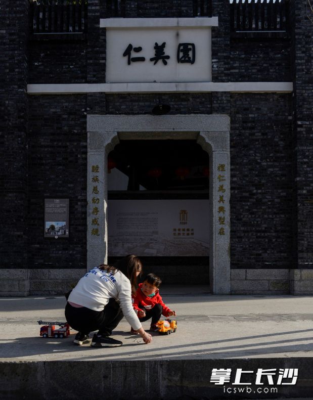 吃美食逛小店,长沙老街人气回来啦!