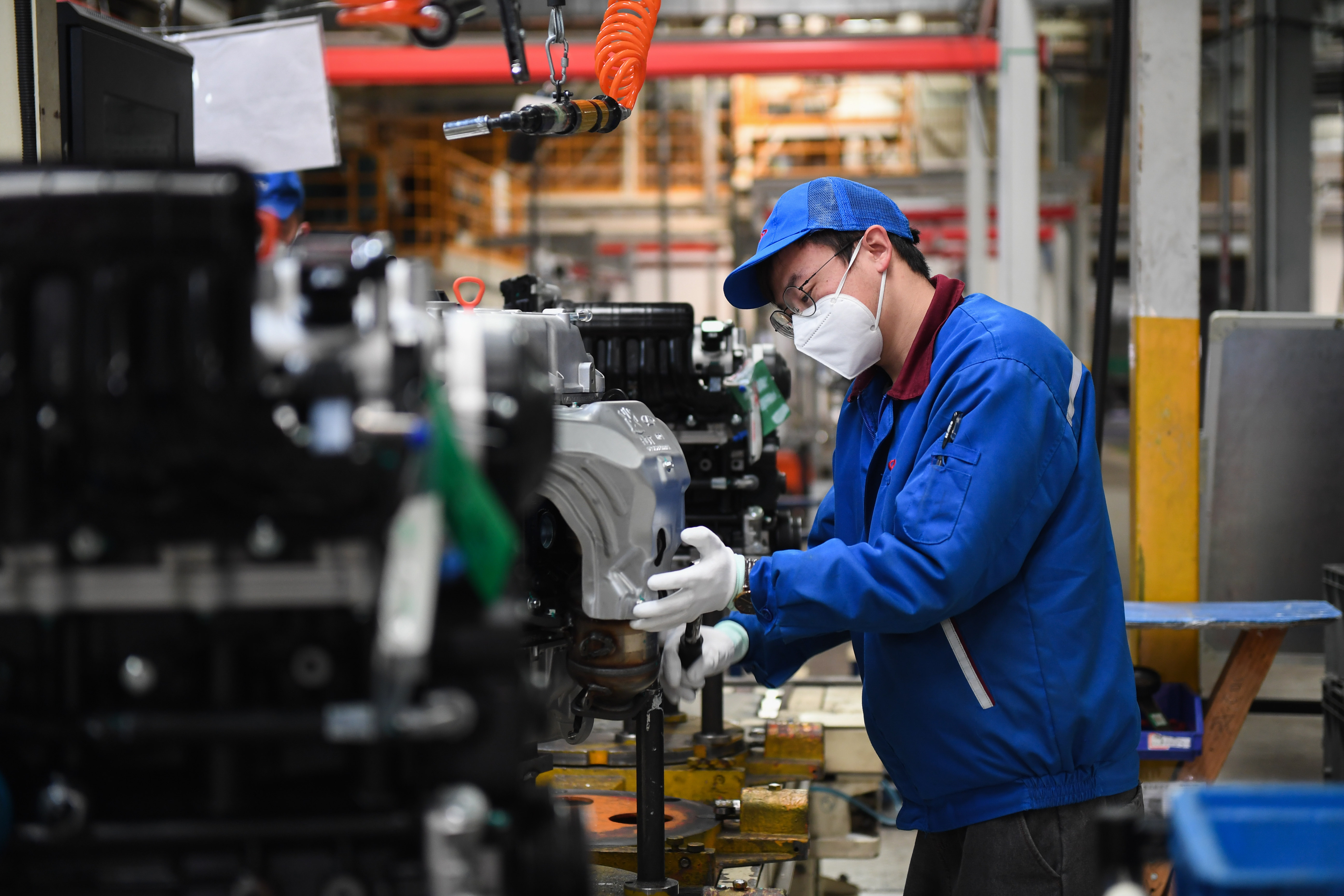 鄂尔多斯(内蒙古),2020年3月11日    内蒙古鄂尔多斯:复工复产 赶制