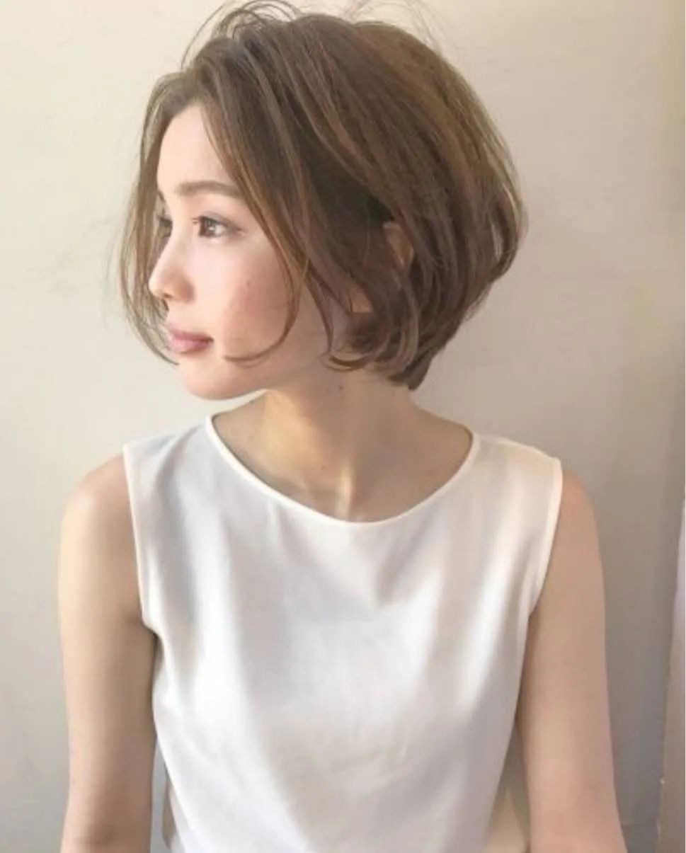 春天到了,该剪新发型拉,短发造吗?